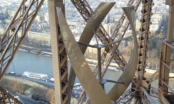 Eiffel Tower Wind Turbies